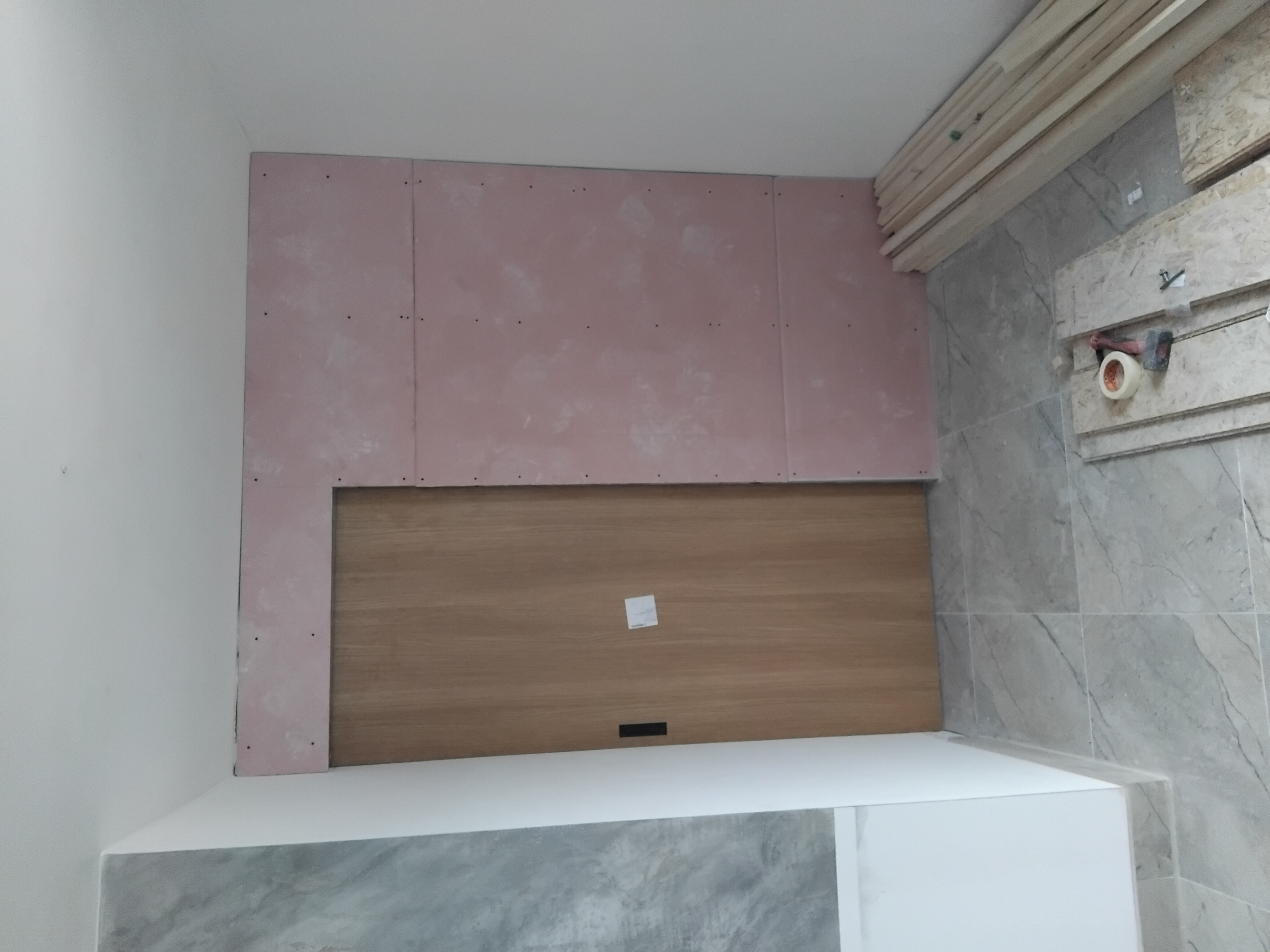Příčka s posuvnými dveřmi – restaurace